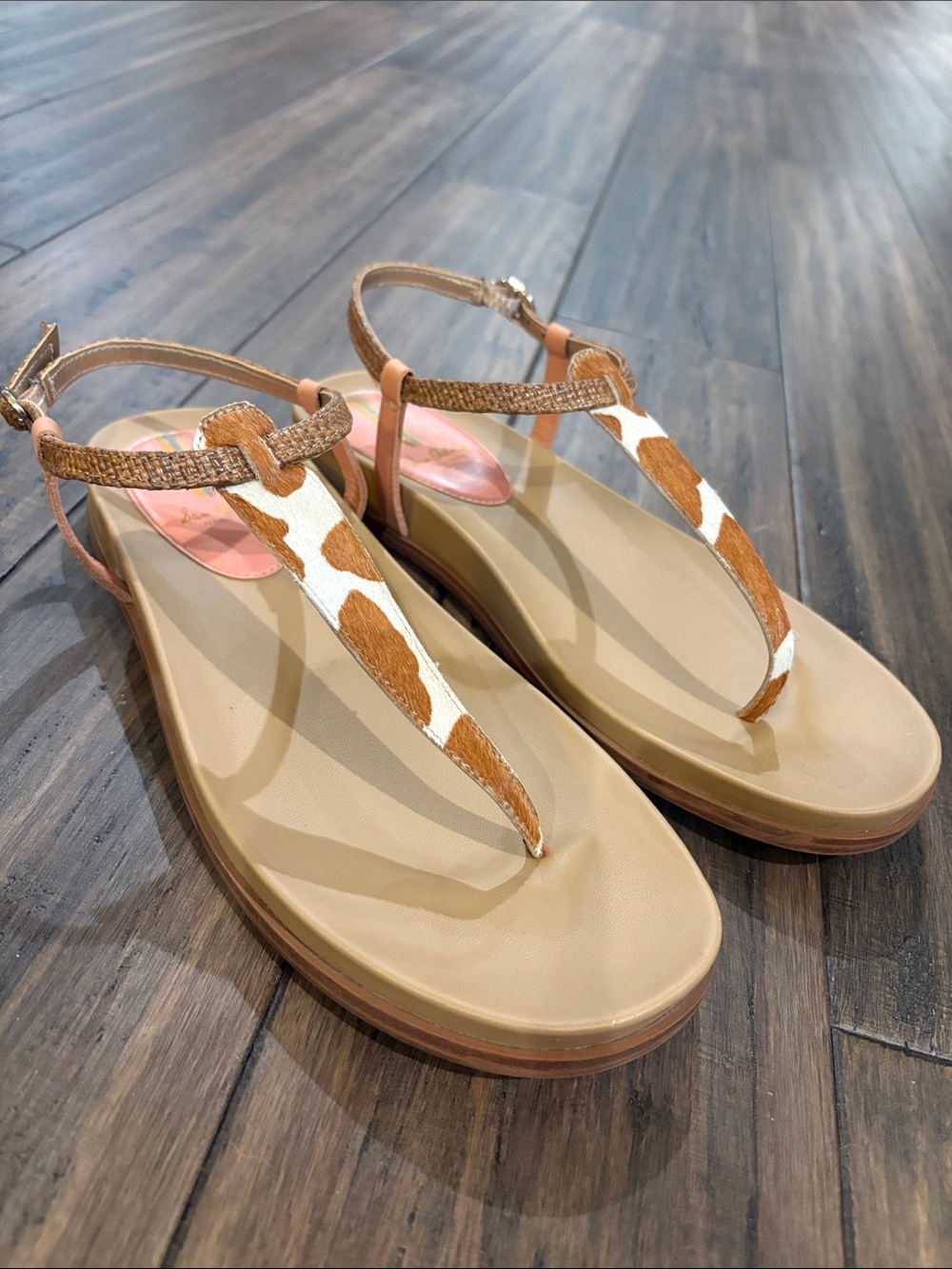 Sam Edelman Tan and White Animal-Print T-Strap Sandals